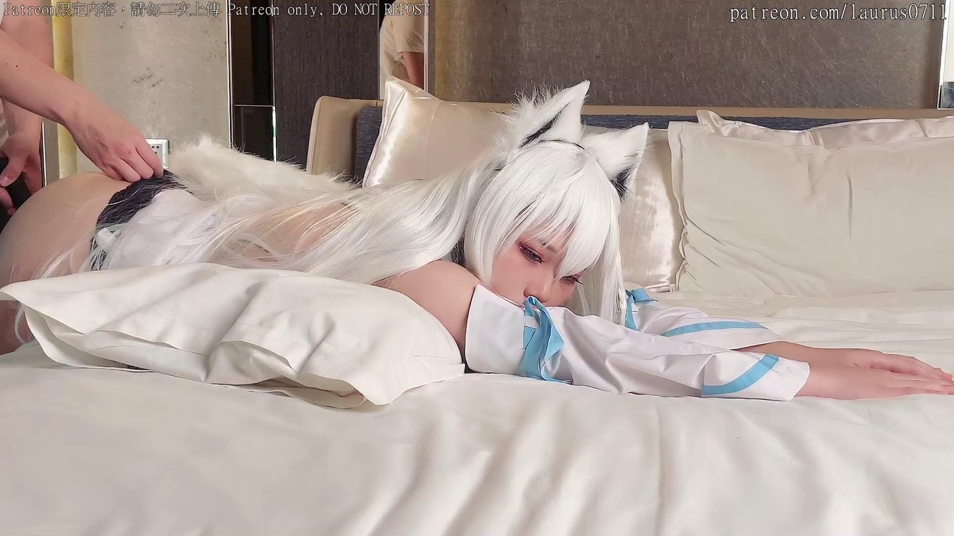 cos小姐姐清纯可爱，被骑在胯下疯狂输出