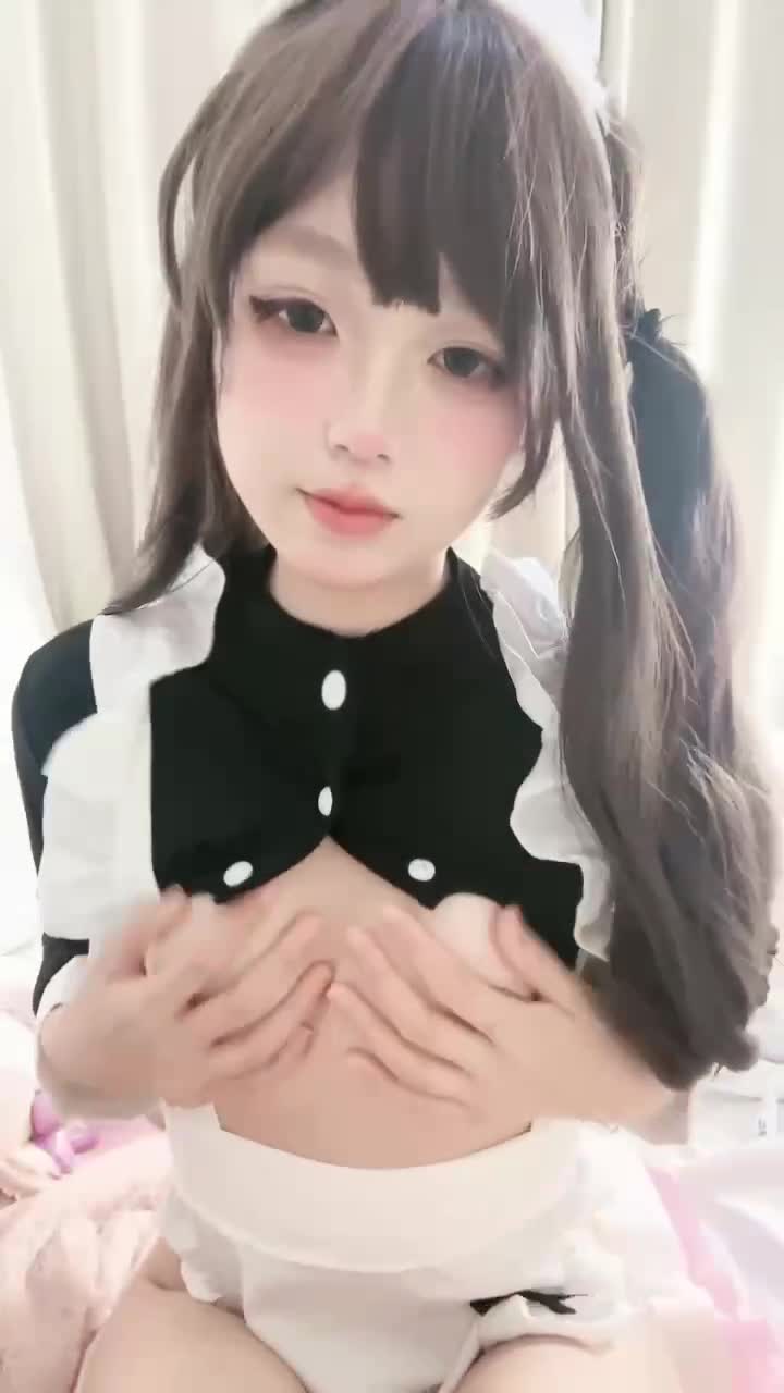 极品甜美小仙女、天然干净白虎嫩穴 声音好嗲！清纯靓丽的外表下有一颗淫荡的心